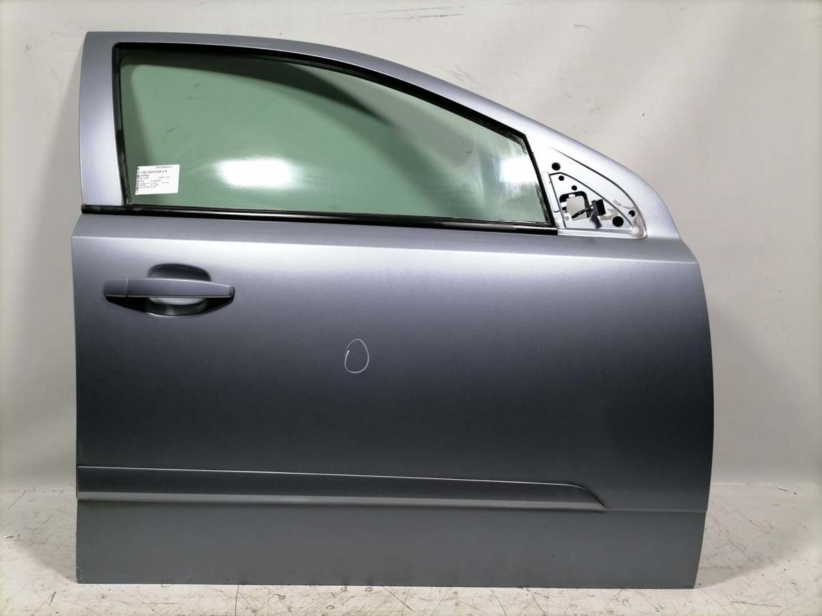 Opel Astra H original T&uuml;r vorn rechts 4AU Lichtsilber eckiger Stecker BJ06